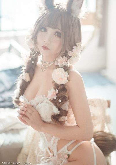 动漫美女被狂摸下部羞羞_BD韩语手机在线看